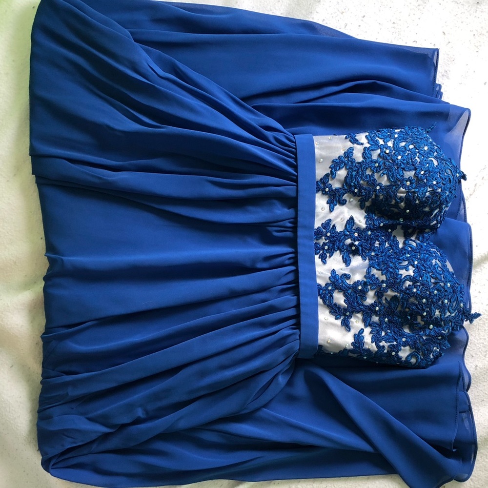 Prom Dress - Picture 3 of 4